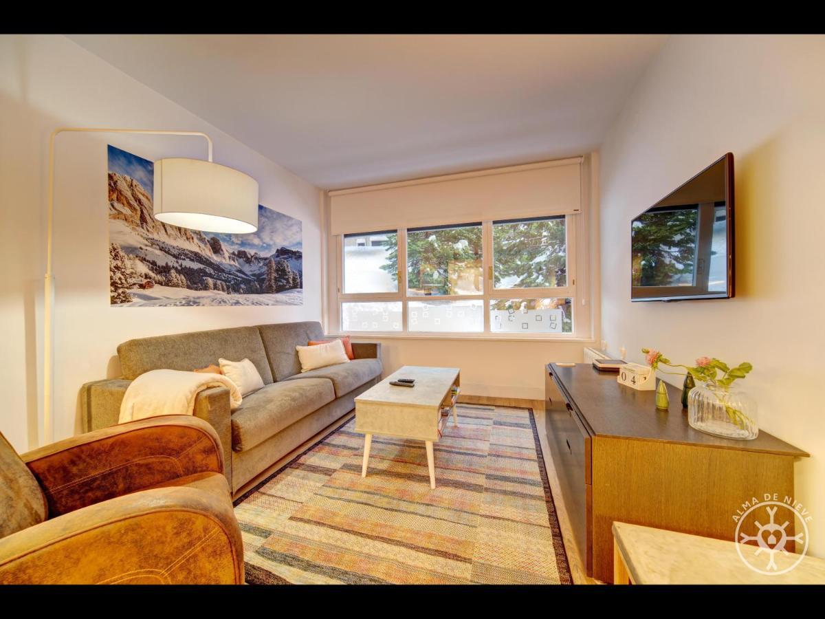 Salana De Alma De Nieve Apartment Baqueira Beret Exterior photo